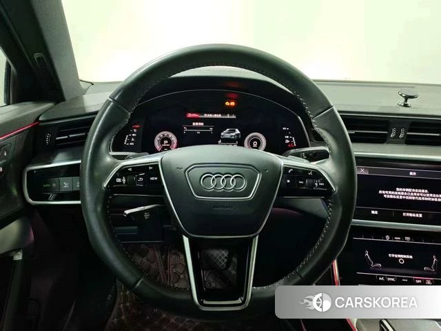 Audi A6L id 4290952 из Китая 10