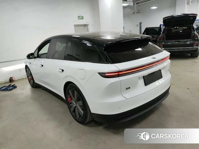 Ideal car Ideal i6 2026 Белый из Китая, фото 3