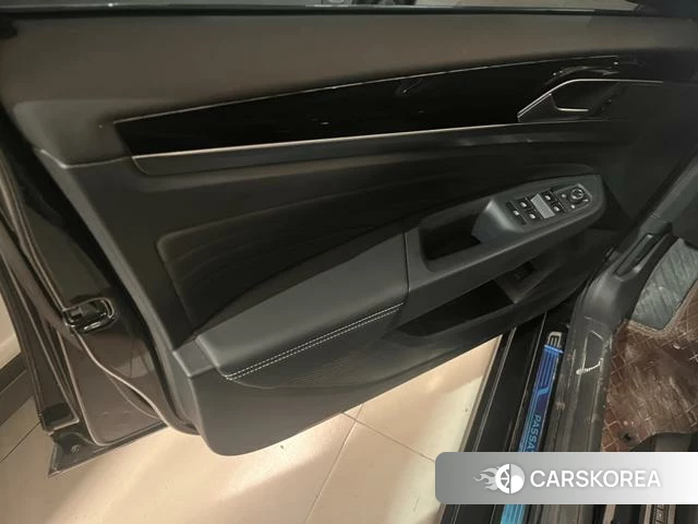 Volkswagen Passat id 4260384 из Китая 8