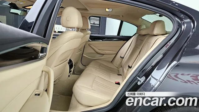 BMW 5 Series (G30) id 2698223 из Кореи 13