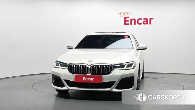 BMW 5 Series (G30) id 4443136 из Кореи 13