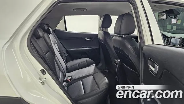 Kia Stonic id 2645238 из Кореи 13