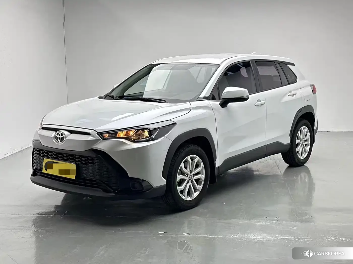 Toyota Frontlander 2023 Белый из Китая, фото 3