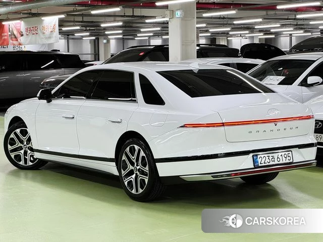 Hyundai Grandeur (GN7) id 4387851 из Кореи 13