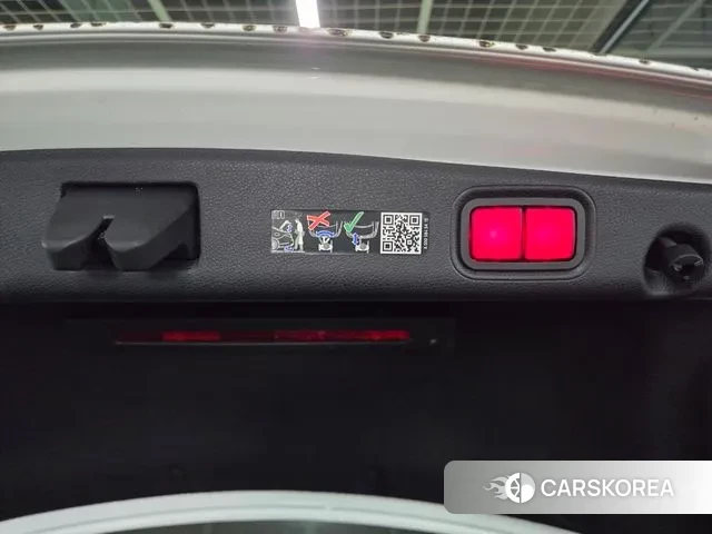 Mercedes-Benz E-Class W213 2023 Белый из Кореи, фото 3