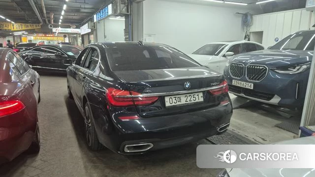 BMW 7 Series (G11) 2018 Черный из Кореи, фото 4