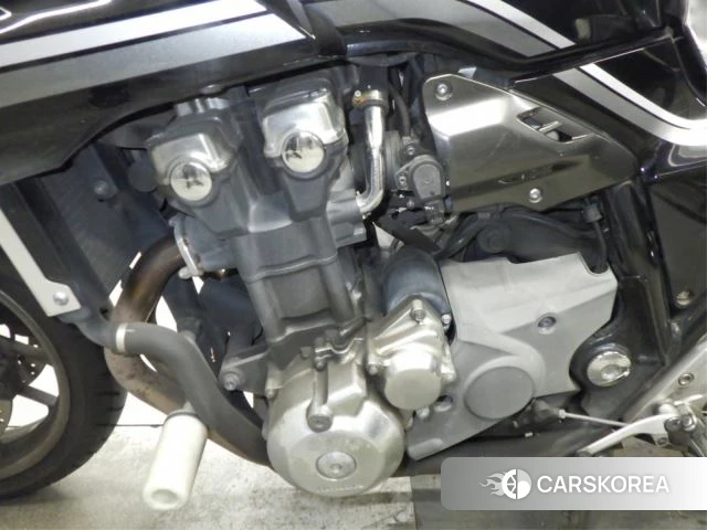 Engine photo