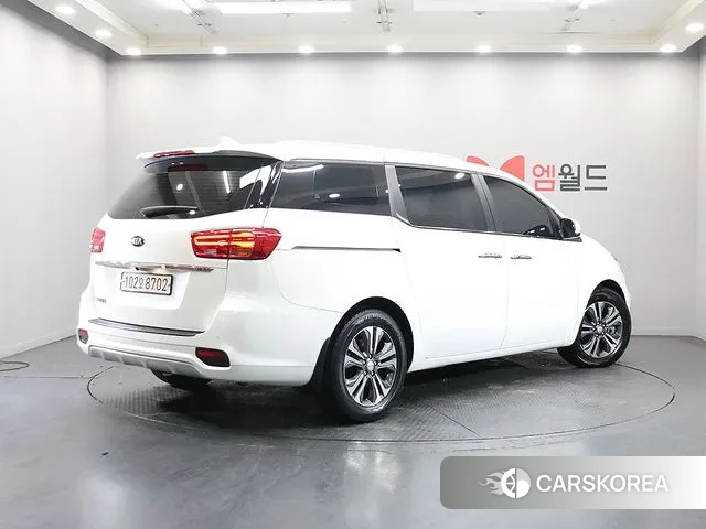 Kia The New Carnival id 3543723 из Кореи 13