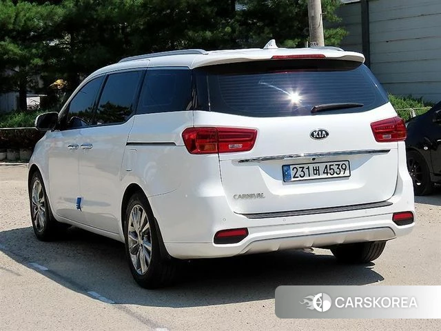 Kia The New Carnival id 4465584 из Кореи 13