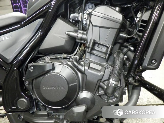 Engine photo