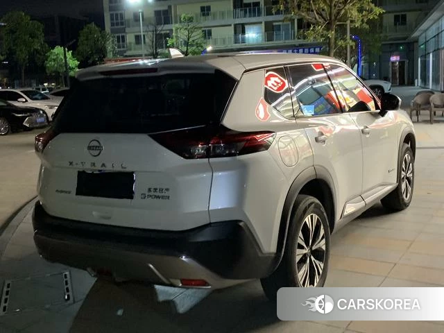 Nissan Qijun 2023 Белый из Китая, фото 3