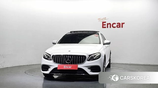 Mercedes-Benz E-Class W213 id 4567928 из Кореи 23
