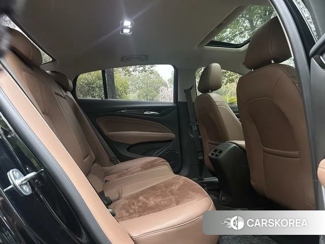 Buick Regal id 4209847 из Китая 22