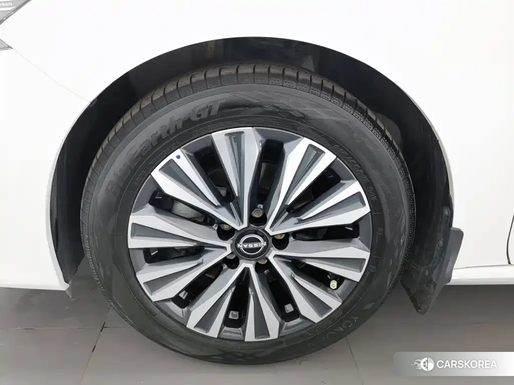 Nissan Teana id 4570442 из Китая 17