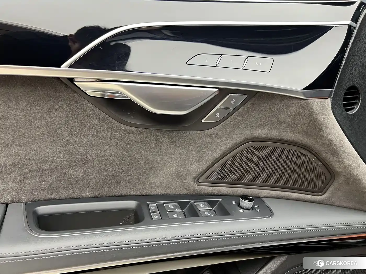 Audi A8 id 4674461 из Китая 17