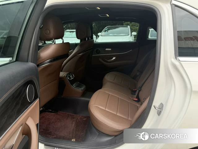 Mercedes-Benz E-class 2022 Белый из Китая, фото 3