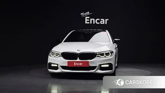 BMW 5 Series (G30) id 3515017 из Кореи 13