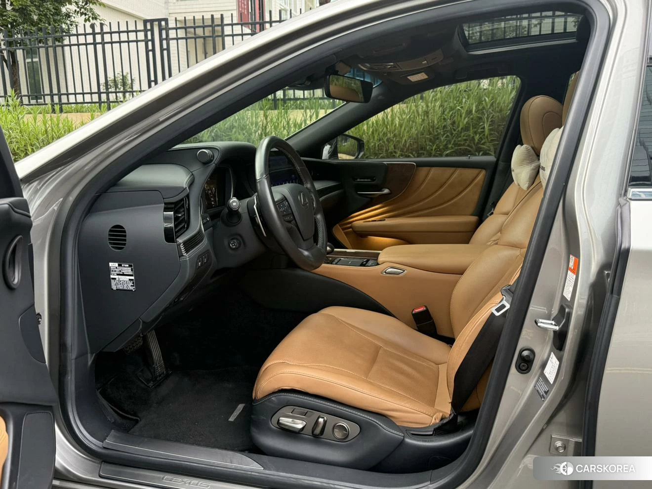 Lexus LS id 4413249 из Китая 13