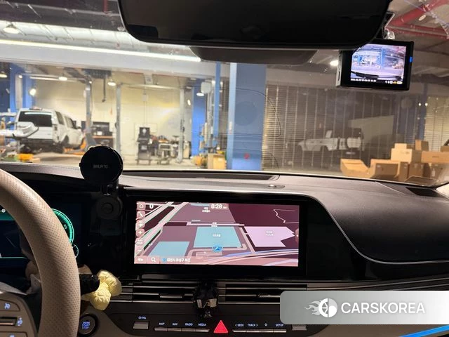 Hyundai The New Grandeur IG Hybrid 2022 Белый из Кореи, фото 3