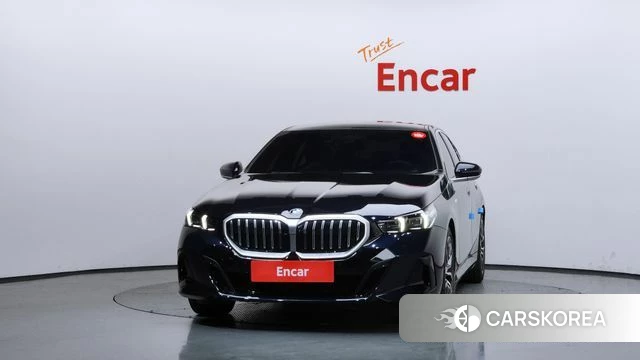 BMW 5 Series (G60) id 4421842 из Кореи 23
