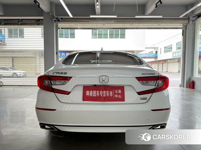 Honda Accord id 4299858 из Китая 23