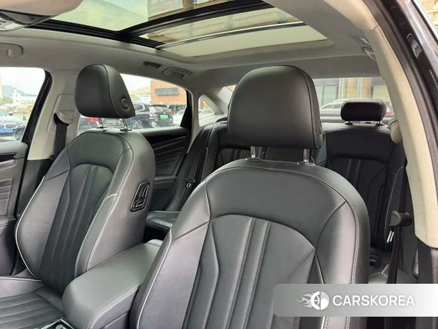 Volkswagen Passat id 4272547 из Китая 14