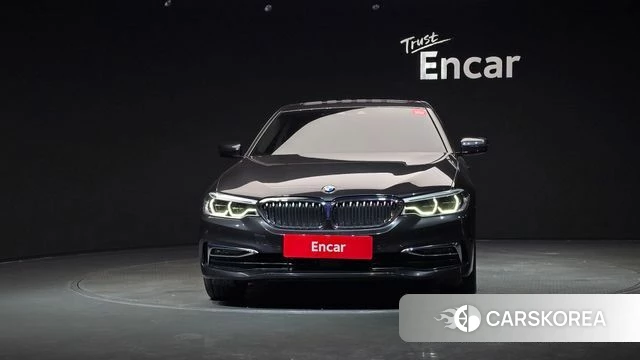 BMW 5 Series (G30) id 4410638 из Кореи 23