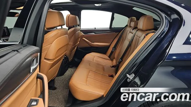 BMW 5 Series (G30) id 2688385 из Кореи 13