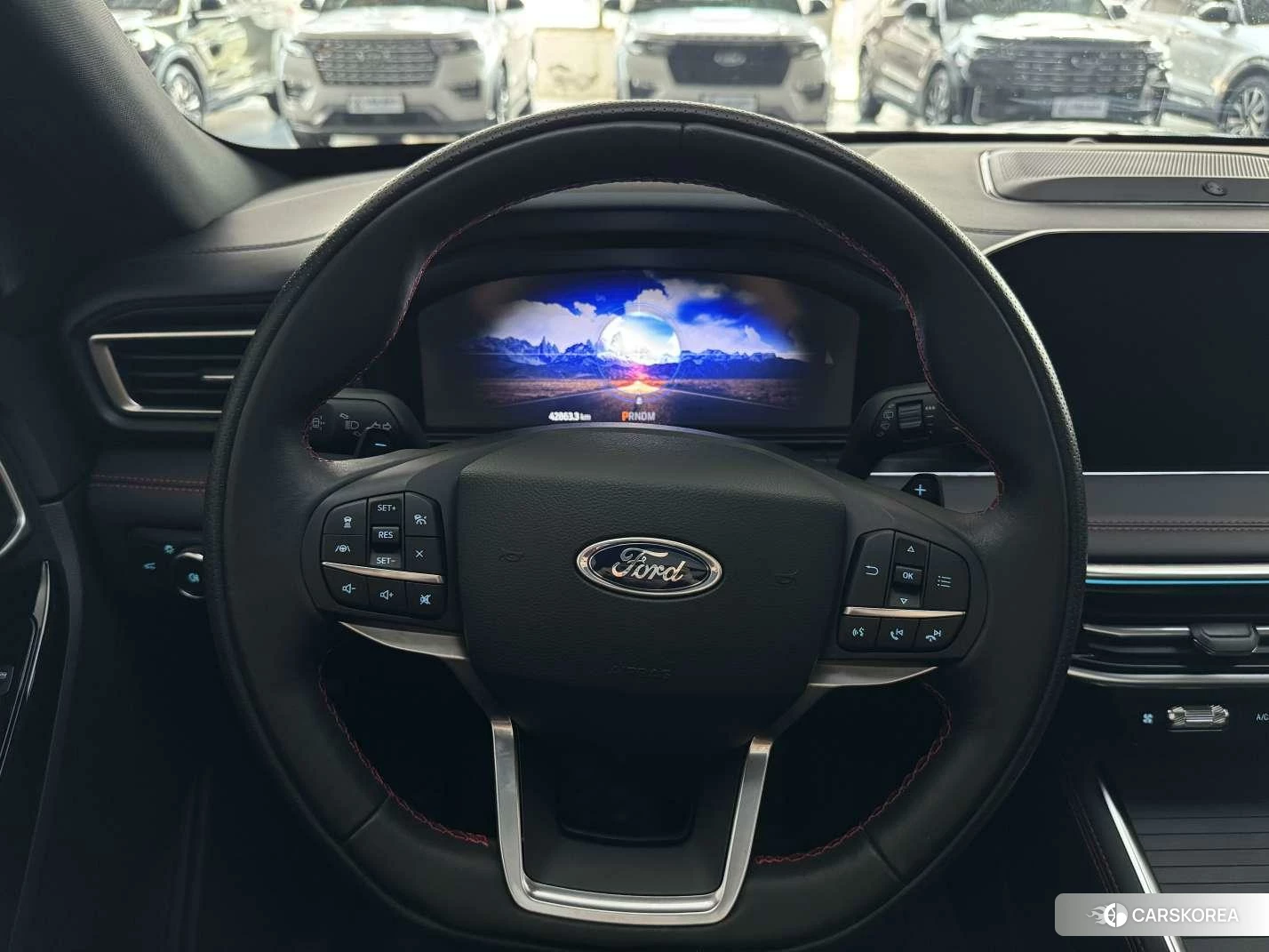 Ford Explorer id 4405771 из Китая 13