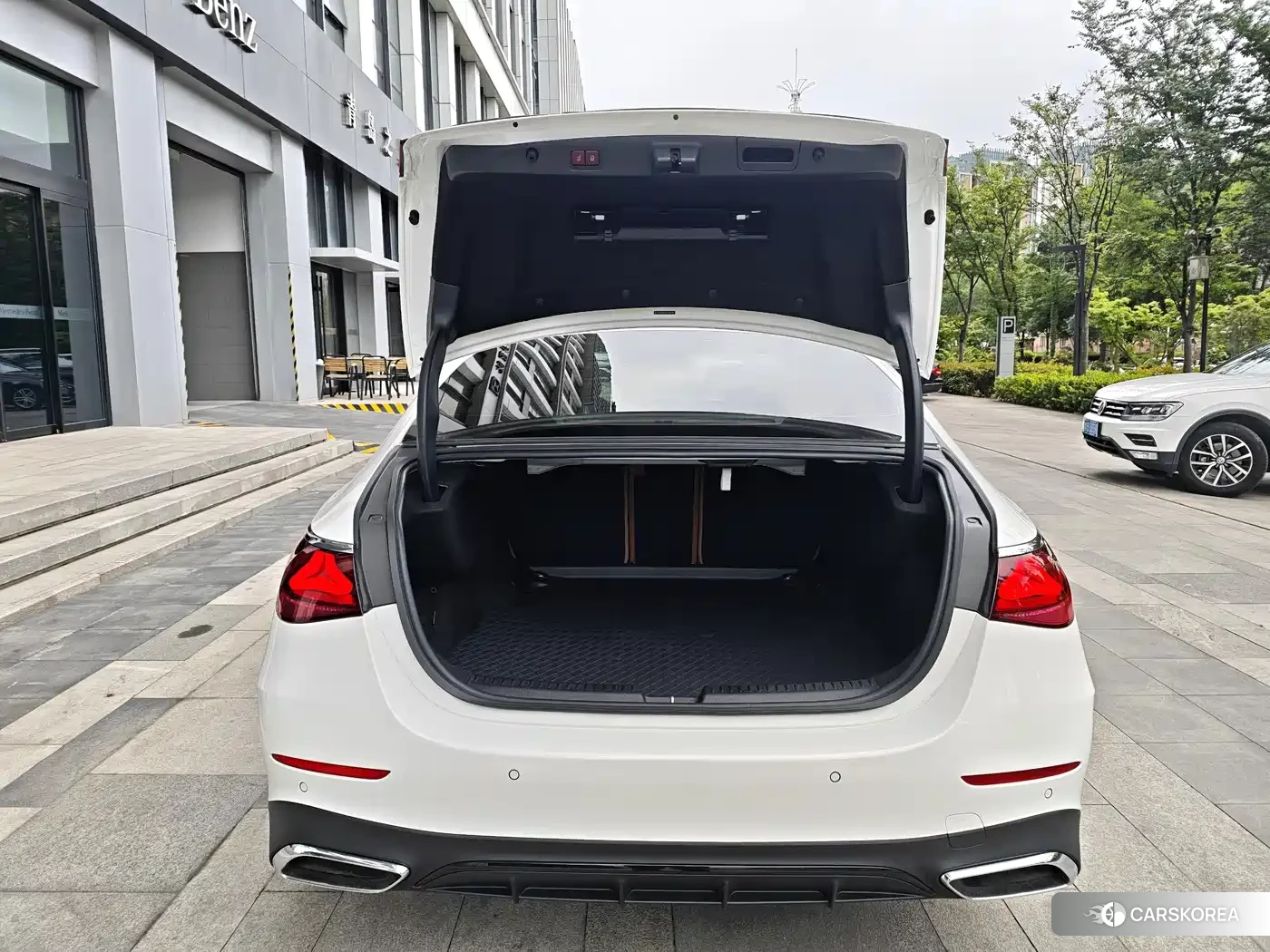 Mercedes-Benz E-Class id 4565180 из Китая 24