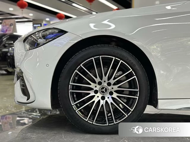 Mercedes-Benz Class C 2024 Белый из Китая, фото 3