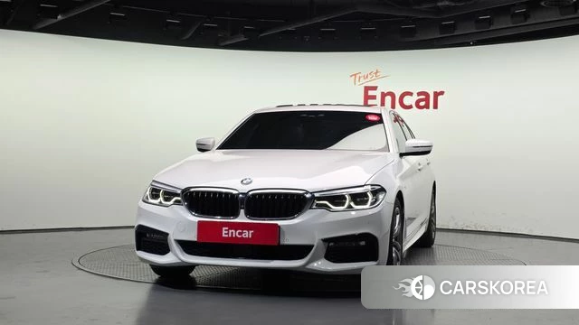 BMW 5 Series (G30) id 4703627 из Кореи 13