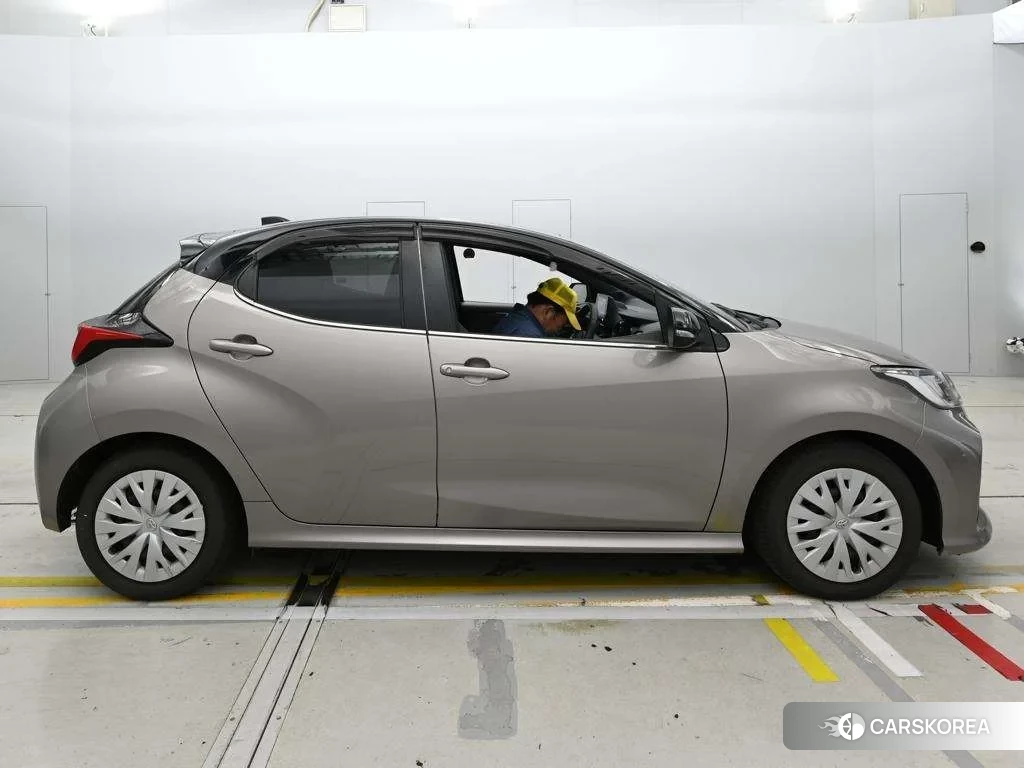 Toyota Yaris 2020 из Японии, фото 3