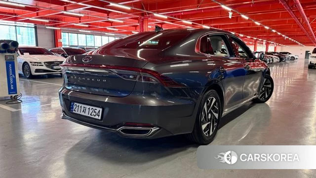Hyundai The New Grandeur IG Hybrid id 4392558 из Кореи 13
