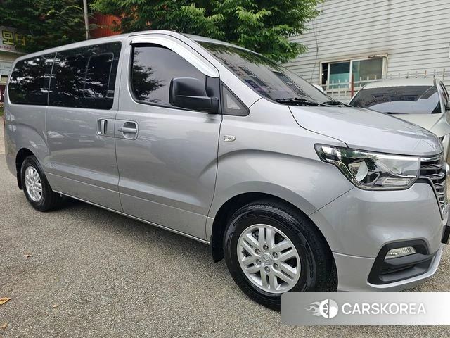 Hyundai The New Grand Starex id 4546973 из Кореи 13
