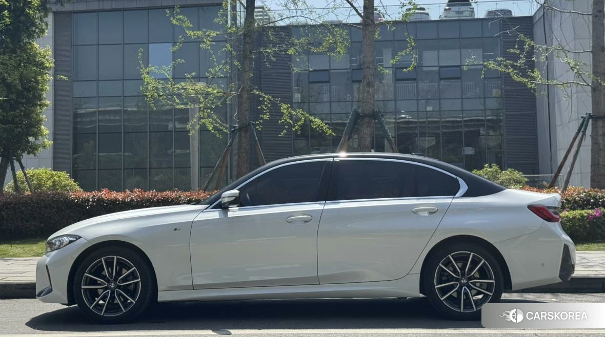 BMW 3 series 2022 Белый из Китая, фото 3