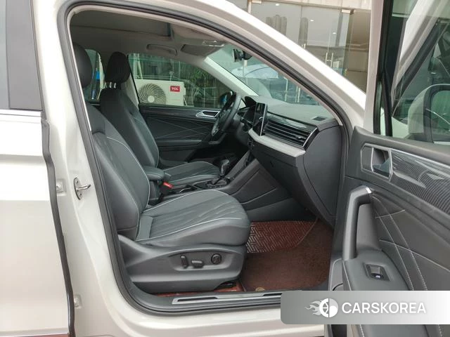 Volkswagen Tiguan L id 4314211 из Китая 13