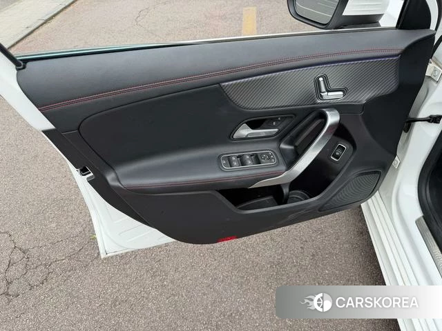 Mercedes-Benz Class A id 4328626 из Китая 7