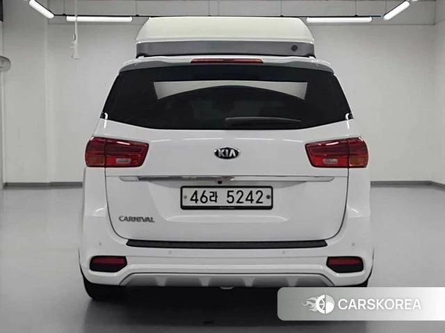 Kia The New Carnival id 4345762 из Кореи 11