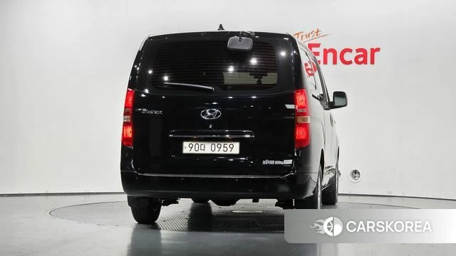 Hyundai The New Grand Starex id 4894732 из Кореи 23
