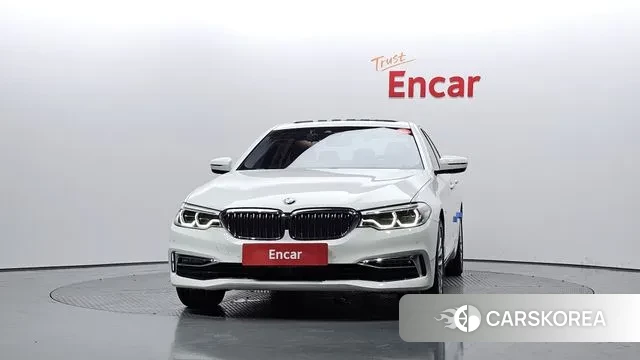 BMW 5 Series (G30) id 3019035 из Кореи 13