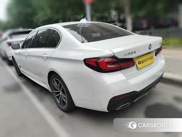 BMW 5 series 2021 Белый из Китая, фото 3