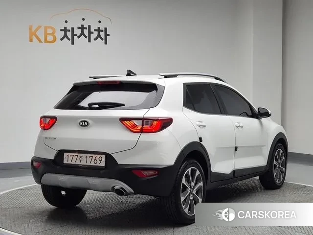 Kia Stonic id 3476699 из Кореи 13