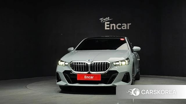 BMW 5 Series (G60) id 4548651 из Кореи 23