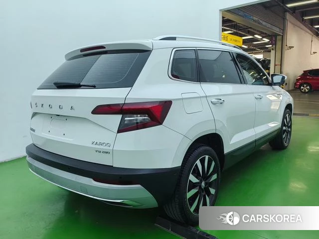 Skoda Krok 2021 Белый из Китая, фото 3