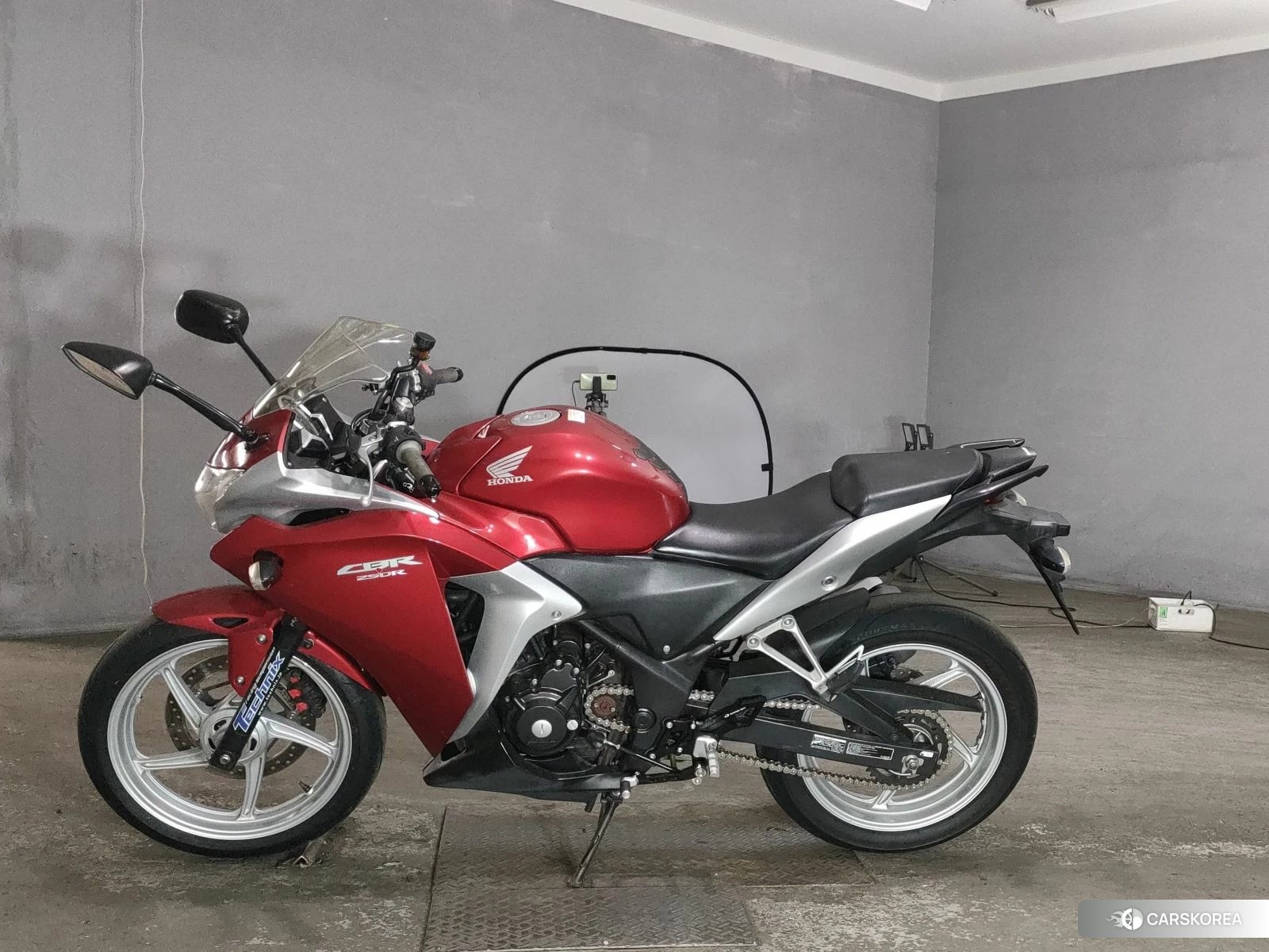 Проданный Honda CBR250R id 4206229 из Японии