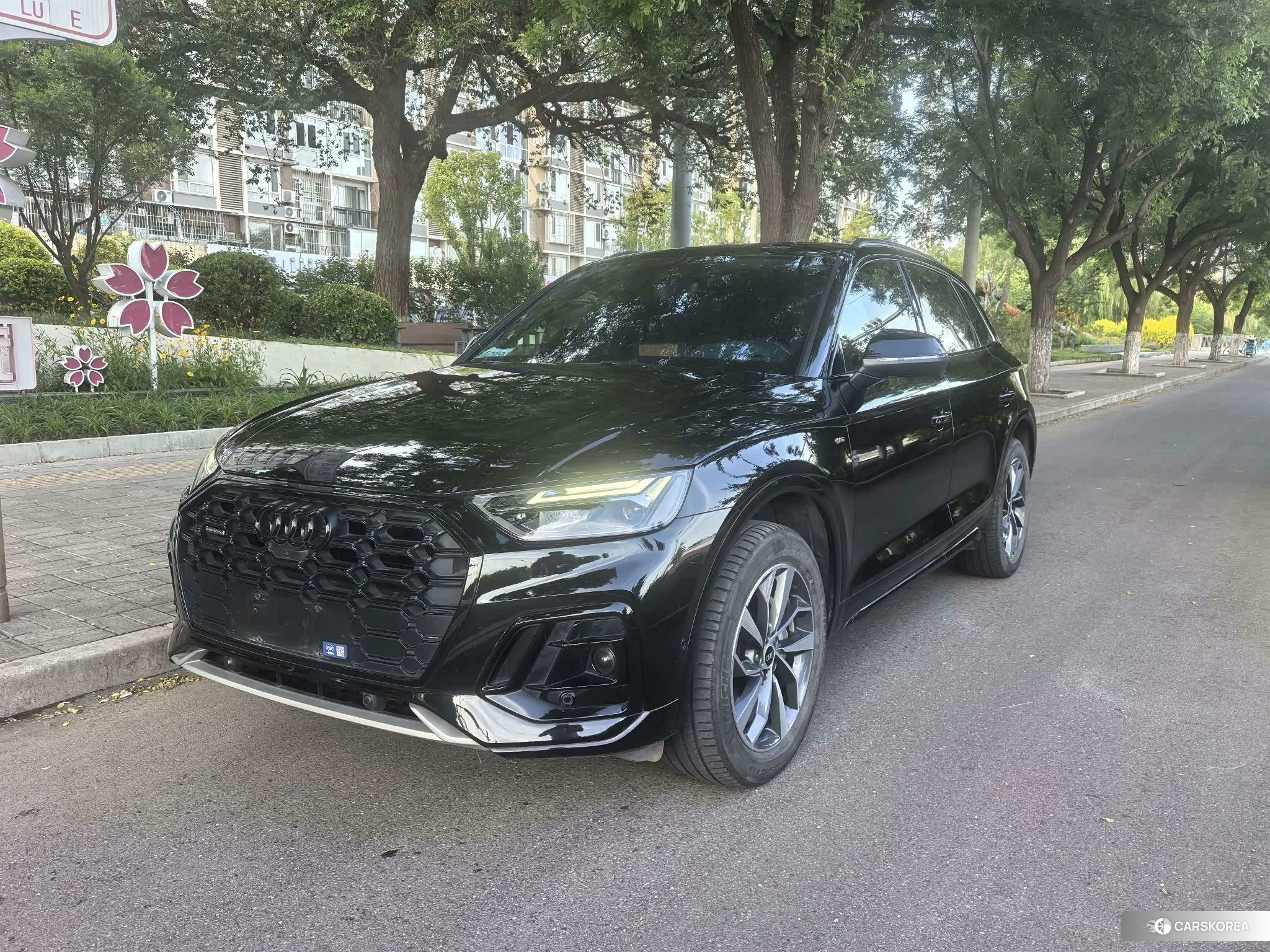 Audi Q5L id 4498550 из Китая 9