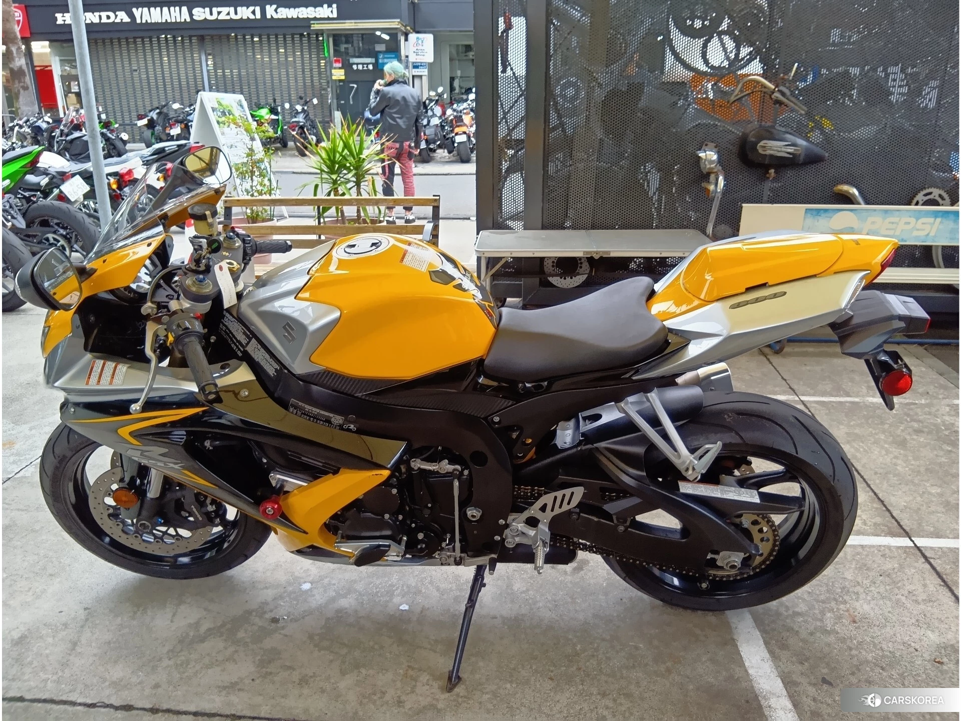 Проданный Suzuki GSX-R600 id 4237511 из Японии, фото 7