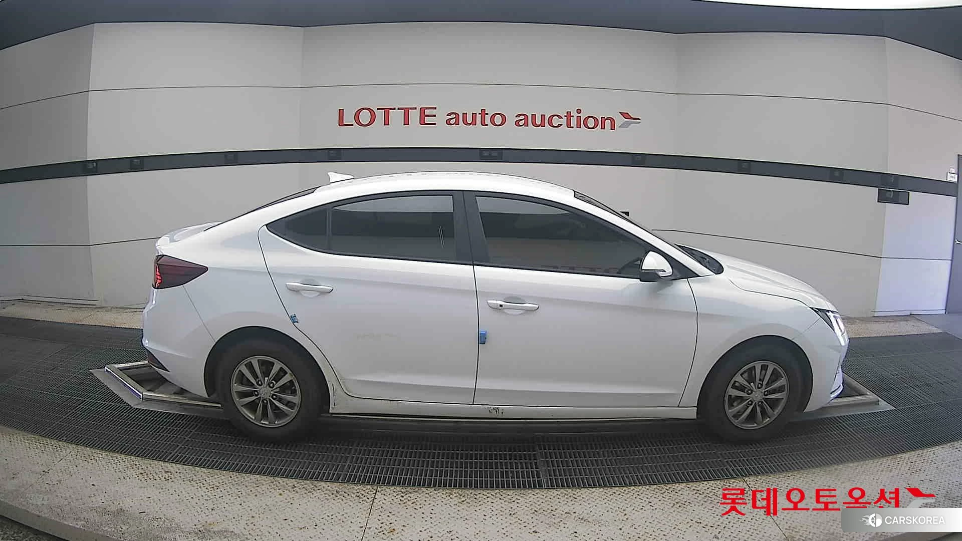 Hyundai Avante id 4679333 из Кореи 23