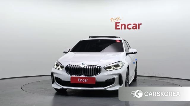 BMW 1 Series (F40) id 4528823 из Кореи 23